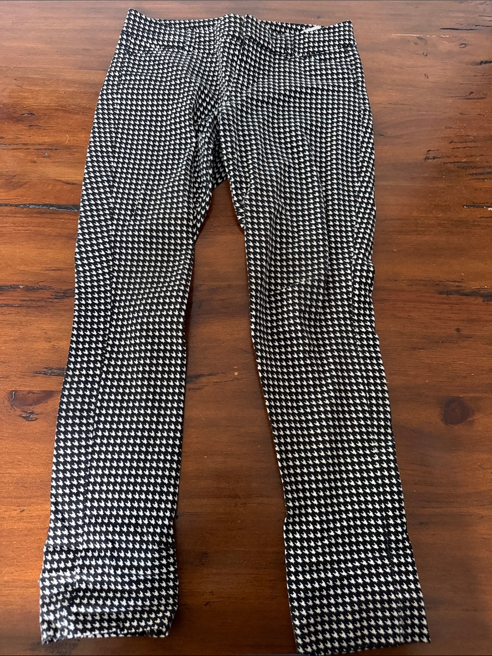 Old Navy Black & White Houndstooth Stretch Chinos